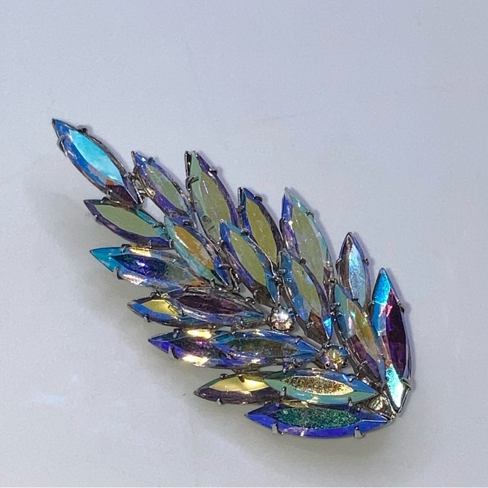 Vtg AB Navette Crystal Leaf Fern Brooch Unsigned Aurora Borealis 2.6”